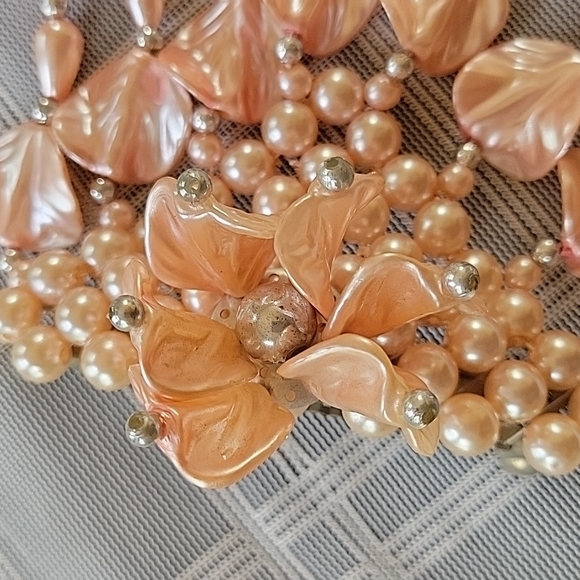 Peachy Pink Beaded Hair Barrette - Picture 3 of 5